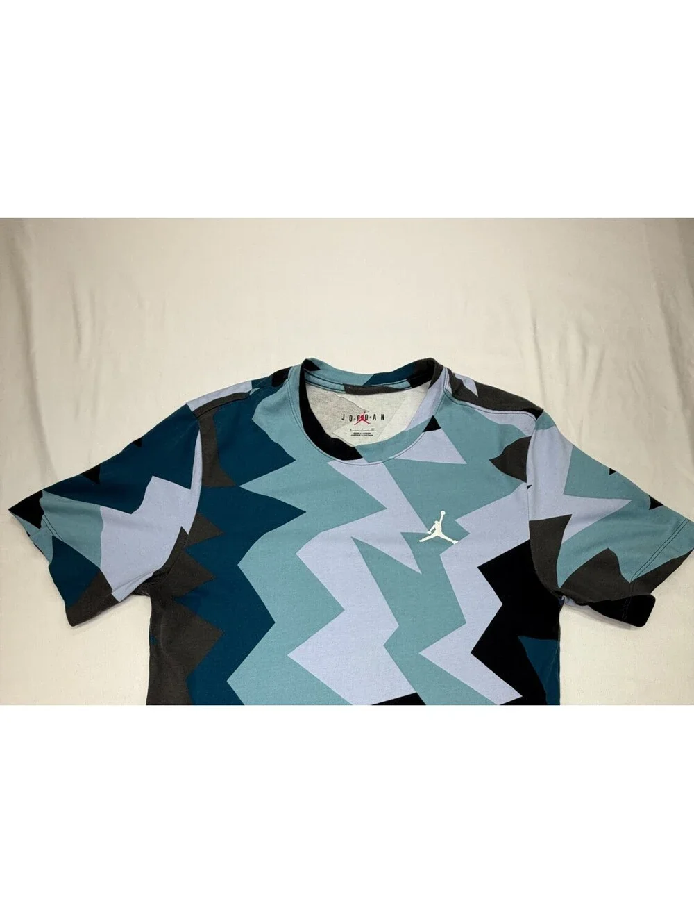 Air Jordan Men's T-Shirt Short Sleeve Flight MVP All Over Print Tee Size S Blue